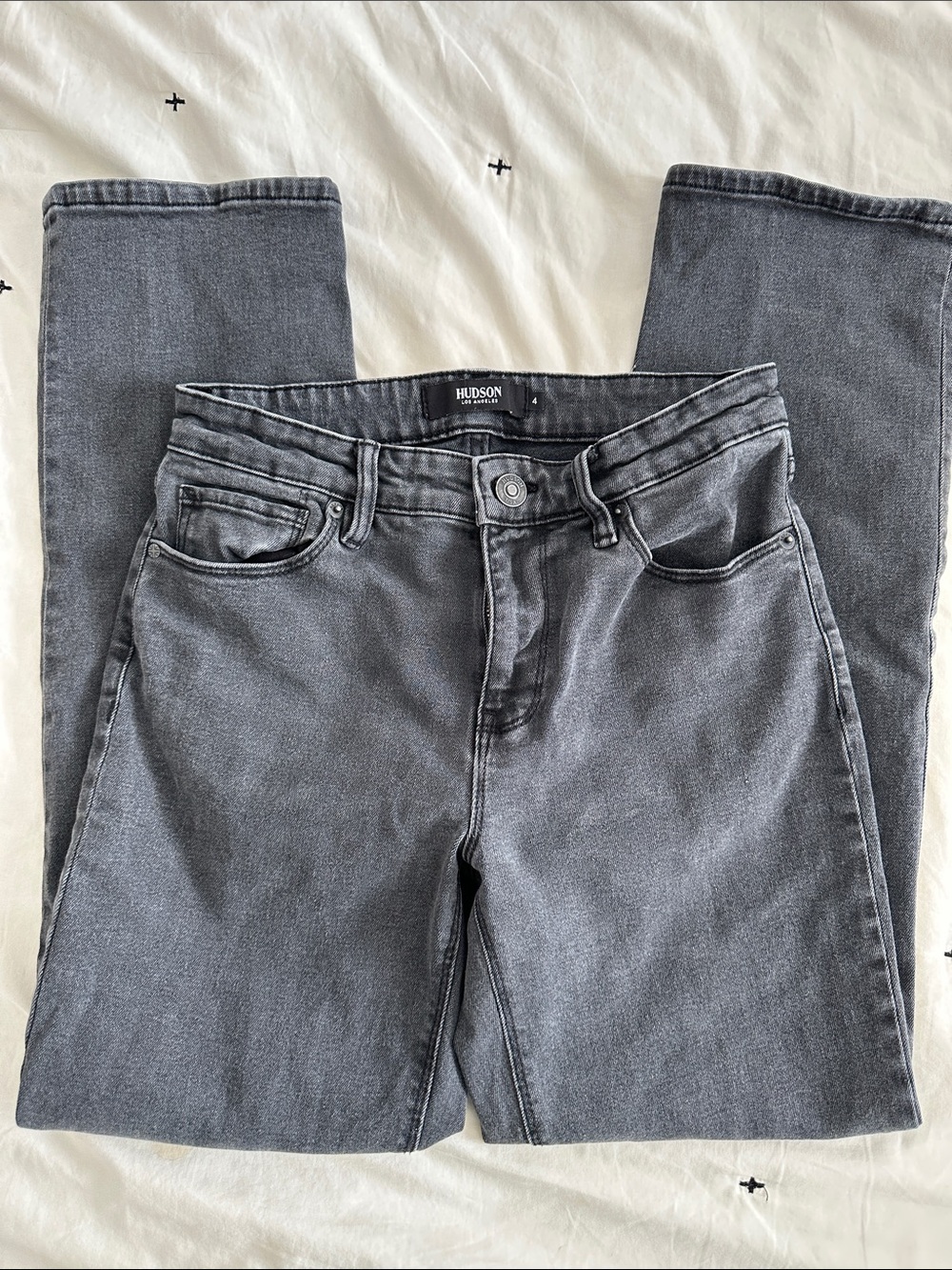 Hudson Jeans Women’s boot cut Jeans — distressed black